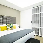 Myr Marques House מלון