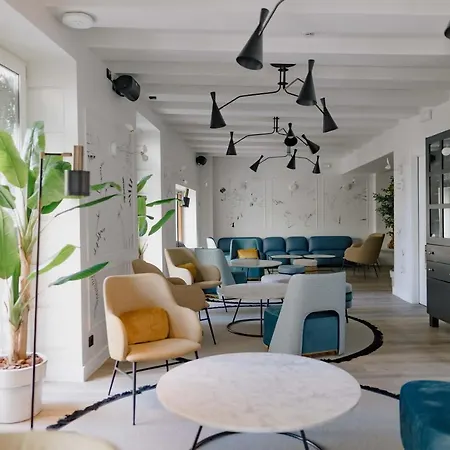 Myr Marques House Hotel