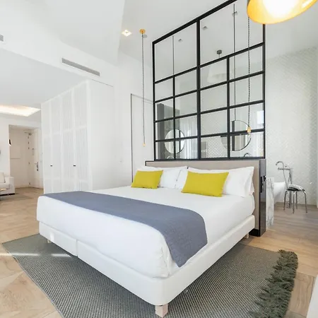 Myr Marques House 4*